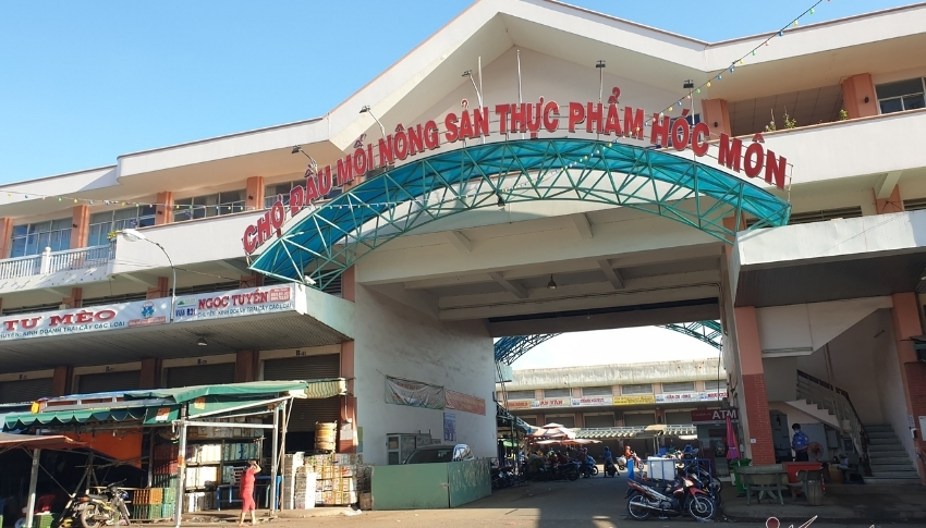 Chợ Hóc Môn là nơi cung cấp nông sản với quy mô lớn