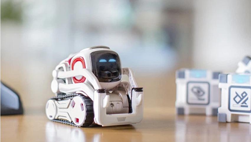 do-choi-cong-nghe-robot-trung-quoc.jpg