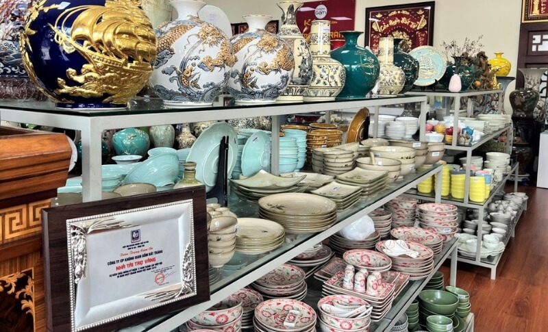 Nhập hàng trực tiếp tại các chợ đầu mối trong nước