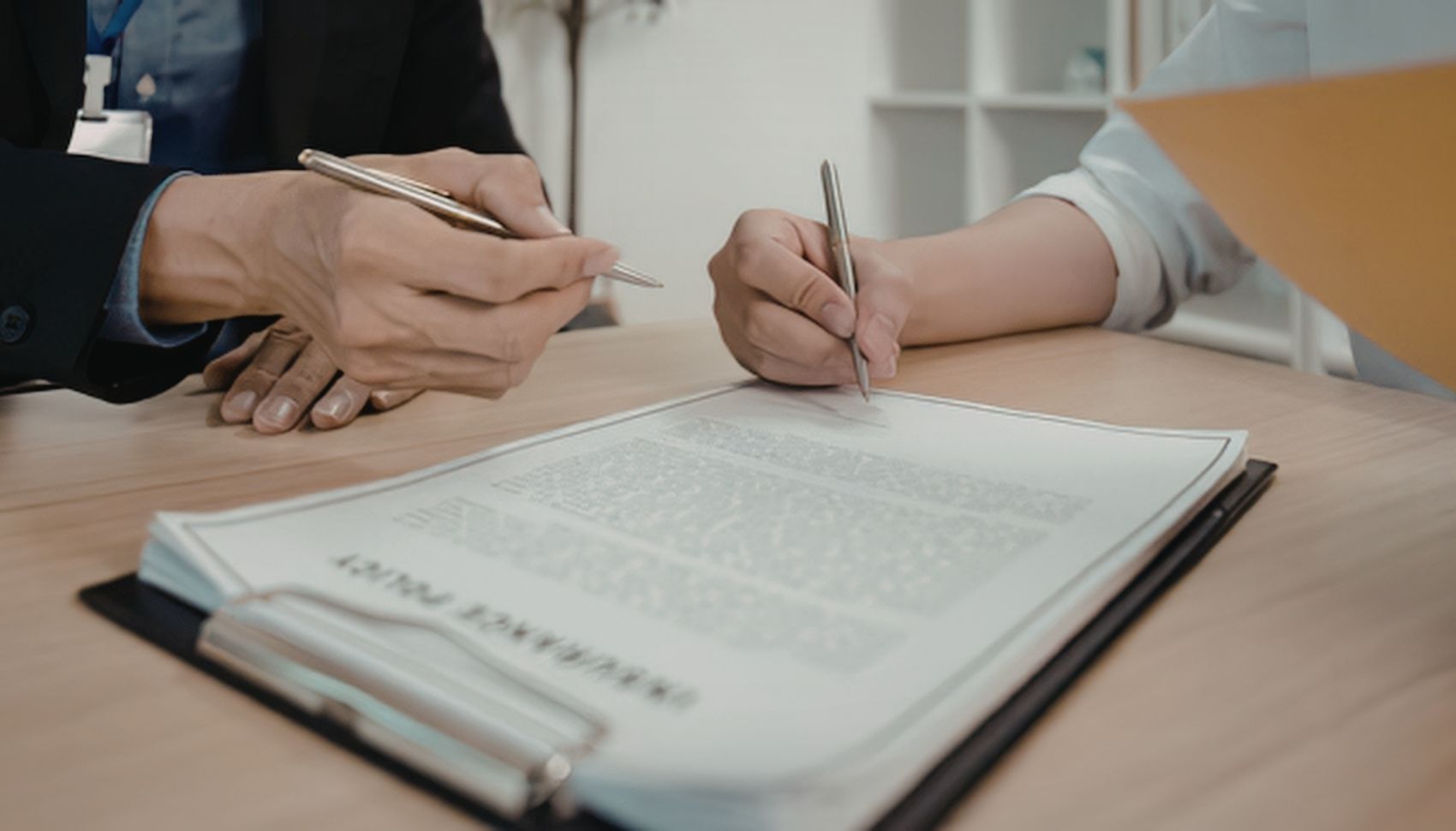 Chuẩn bị hồ sơ thủ tục nhập khẩu quần áo Trung Quốc